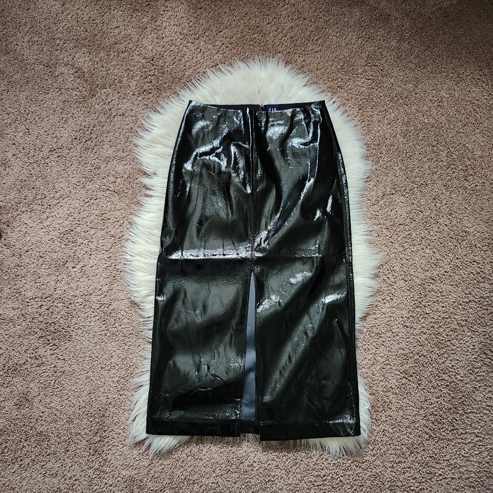 GAP Black Patent Leather-Look Pencil Skirt